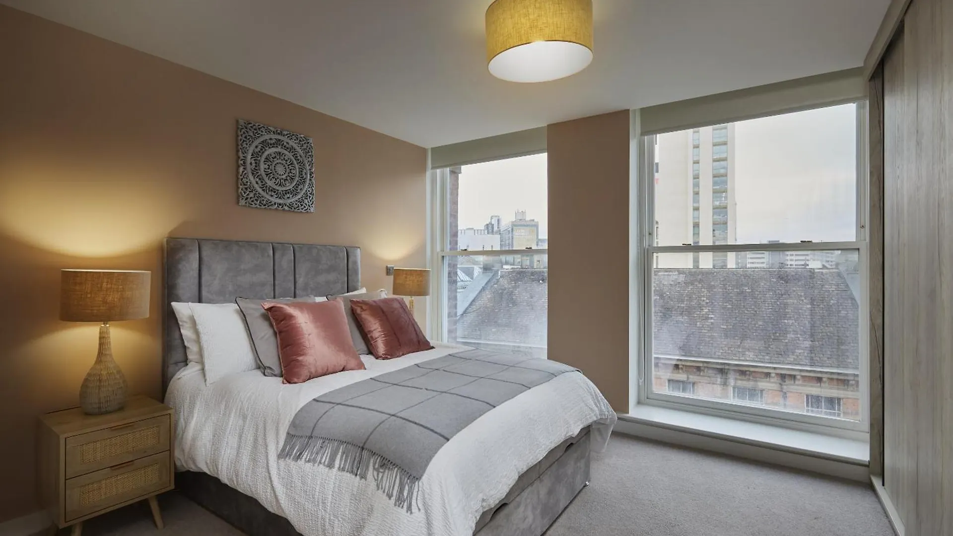 Hayy Luxury Apartment In Leeds City Centre Aparthotel