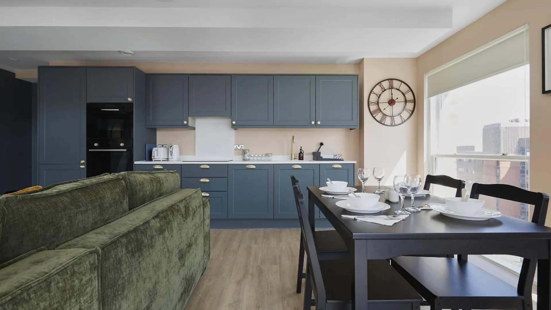 Hayy Luxury Apartment In Leeds City Centre מלון דירות לידס